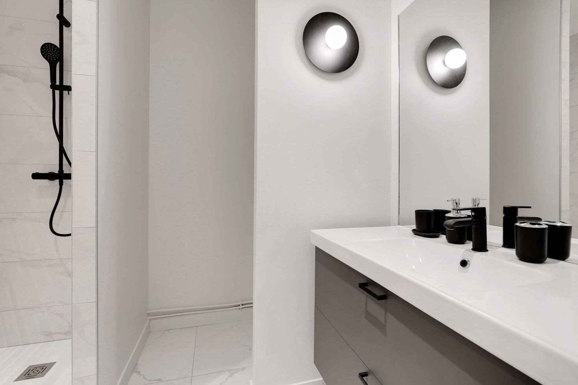 Modern Apartment 1Br- 4P Le Marais Quarter Paris Bagian luar foto